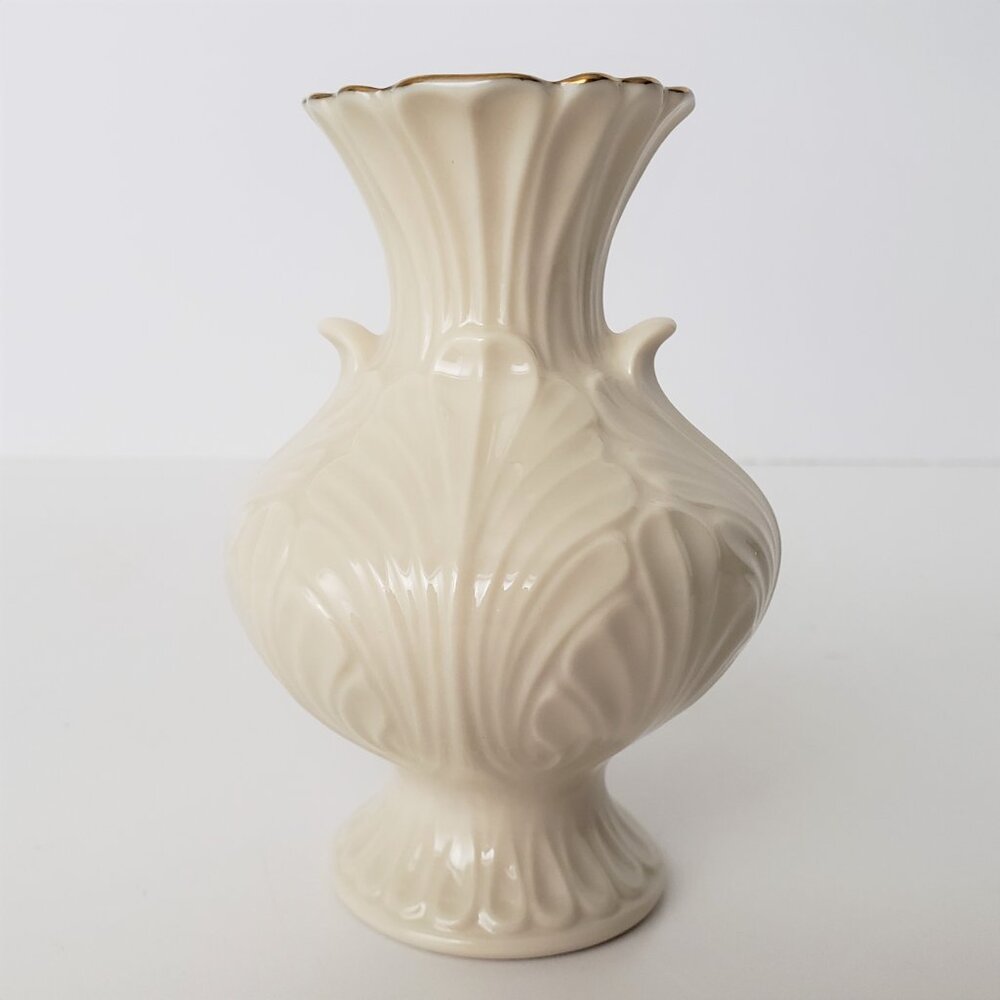 Lenox Porcelain Elfin Small Bud Vase Cream with Gold Trim Like New - Picture 5 of 6